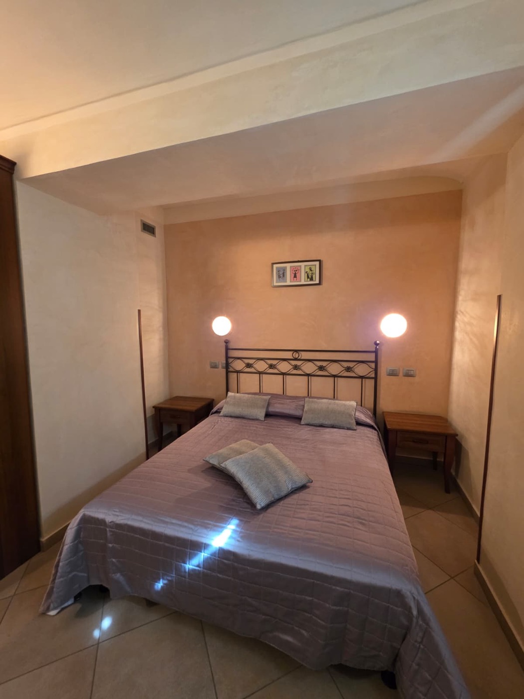 Camera Premium &middot; dettagli